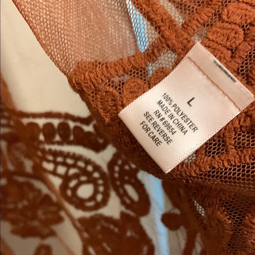 Dizzy Rust Lace Overlay - Picture 7 of 7
